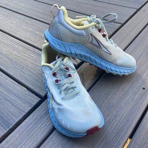 ALTRA WOMENS OUTROAD 2 road to trail running shoe 7.5